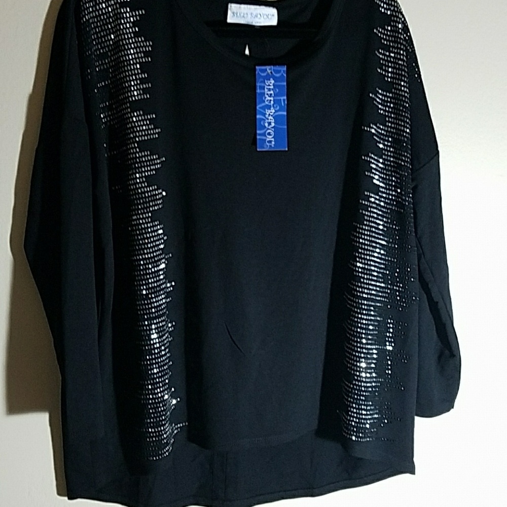 Bleu Bayou rinstone top